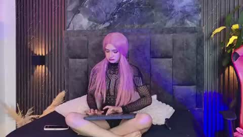 kendall_ll online show from 06-04-26, 07:42