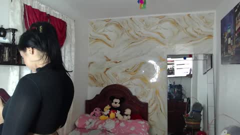 Snapshot of kendall_morry chatting on 11-03-25, 04:14 kendall online show from 11-03-25, 04:14