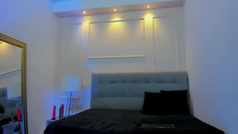 kendall_roous online show from 10-28-25, 03:21