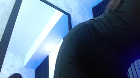 Snapshot of kendall_saenz chatting on 10-24-25, 02:35 kendall_saenz online show from 10-24-25, 02:35