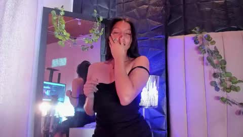 Snapshot of kendall_saenz chatting on 11-11-25, 07:36 kendall_saenz online show from 11-11-25, 07:36