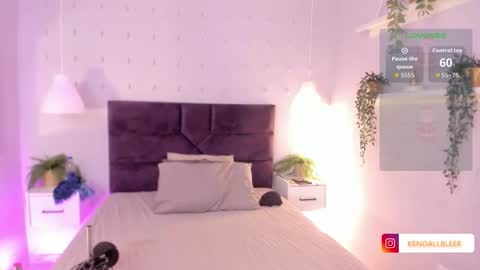 kendallbleer online show from 12-17-25, 11:49