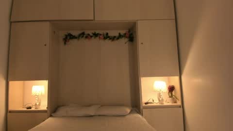 Snapshot of kendallrosse1 chatting on 05-03-26, 12:22 Kendal online show from 05-03-26, 12:22