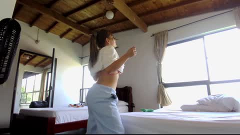 kendall online show from 01-31-25, 04:59