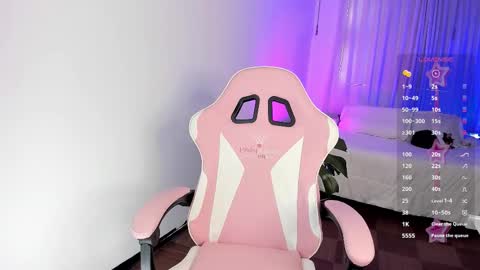 Snapshot of kendallwettt chatting on 02-26-26, 07:24 Kendall online show from 02-26-26, 07:24