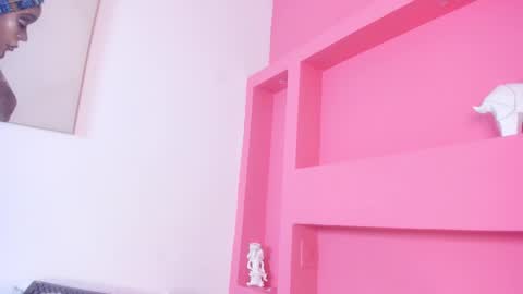 Kendal online show from 09-14-25, 05:28