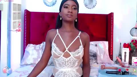 Snapshot of kendalross28 chatting on 02-28-25, 01:05 Kendall online show from 02-28-25, 01:05