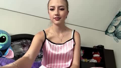 Snapshot of kendastuckmeyer chatting on 11-05-25, 08:14 Betty online show from 11-05-25, 08:14