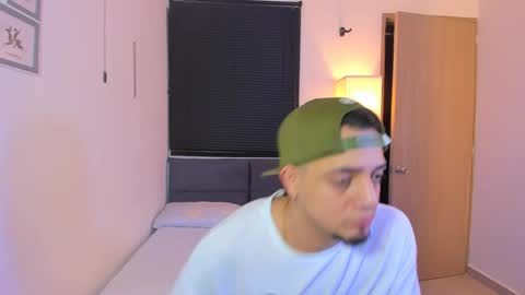 kendel_dimitri online show from 04-08-26, 04:56