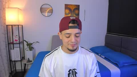 Snapshot of kendel_dimitri chatting on 06-04-26, 04:18 kendel_dimitri online show from 06-04-26, 04:18
