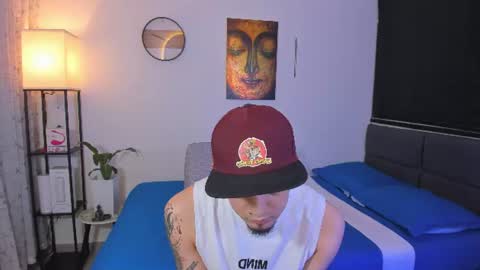 Snapshot of kendel_dimitri chatting on 06-11-26, 02:11 kendel_dimitri online show from 06-11-26, 02:11