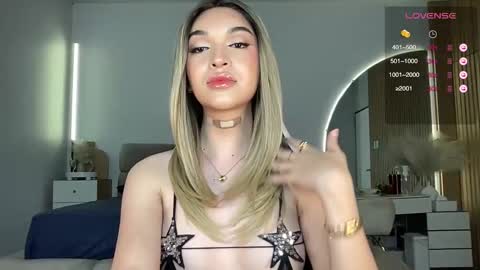 Snapshot of kendoll110 chatting on 01-31-25, 04:25 kendoll110 online show from 01-31-25, 04:25