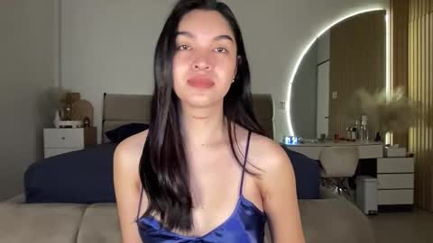 Snapshot of kendoll110 chatting on 09-19-25, 04:14 kendoll110 online show from 09-19-25, 04:14