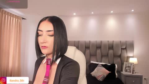 Kendra Scoth online show from 02-05-25, 06:59