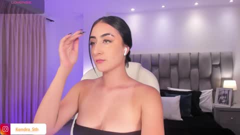 Kendra Scoth online show from 02-10-25, 10:09