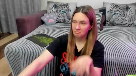 Kendra online show from 03-08-26, 11:52