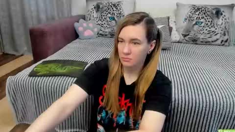 Kendra online show from 04-17-26, 11:52