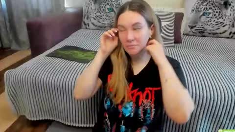 Kendra online show from 04-29-26, 12:37