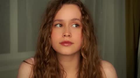 Snapshot of kendraedger chatting on 09-27-25, 06:13 Kira online show from 09-27-25, 06:13