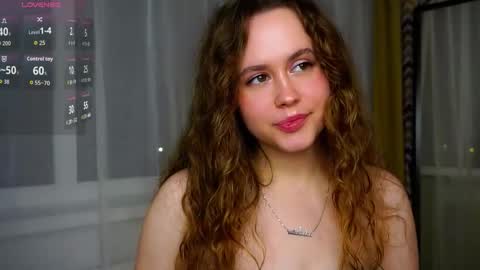 Snapshot of kendraedger chatting on 11-30-25, 08:57 Kira online show from 11-30-25, 08:57