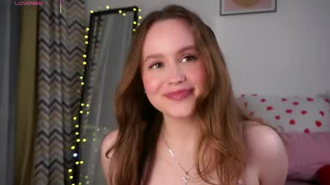 Snapshot of kendraedger chatting on 05-01-26, 10:14 Kira online show from 05-01-26, 10:14