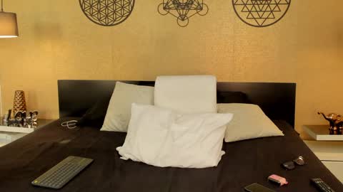 KENDRA online show from 01-12-25, 06:49