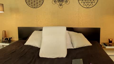 KENDRA online show from 01-16-25, 10:34