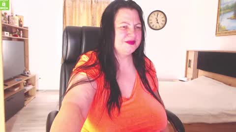 Kendra online show from 09-17-25, 01:57