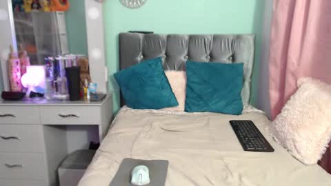 Chriss Morales online show from 12-02-24, 12:09