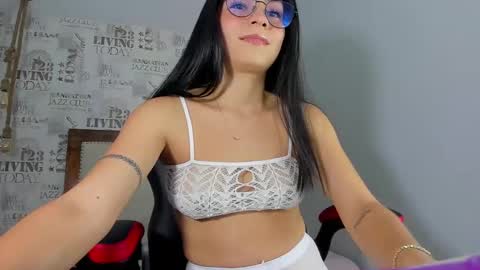 K E N I A  online show from 10-23-25, 06:50