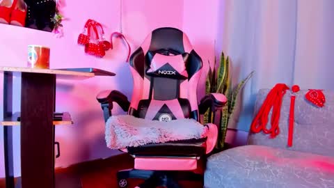 kenia_thompsom01 online show from 02-23-26, 12:30