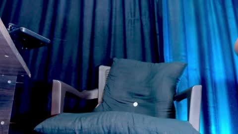 Kenlly online show from 02-03-25, 10:54