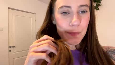 Snapshot of kennasoft chatting on 02-22-25, 02:19 Kenna next time online - 2nd of Dec online show from 02-22-25, 02:19