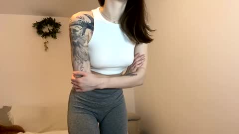 Snapshot of kennasoft chatting on 02-27-25, 01:38 Kenna next time online - 2nd of Dec online show from 02-27-25, 01:38