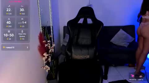 Snapshot of kennawells_ chatting on 06-16-26, 11:07 kenna online show from 06-16-26, 11:07