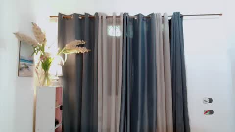 kennaxx69 online show from 11-17-25, 01:00