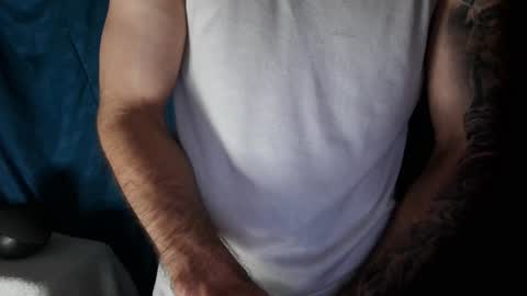 Snapshot of kennerfox77 chatting on 01-19-25, 04:22 Kennfox777 online show from 01-19-25, 04:22