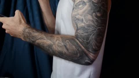 Snapshot of kennerfox77 chatting on 01-30-25, 08:42 Kennfox777 online show from 01-30-25, 08:42