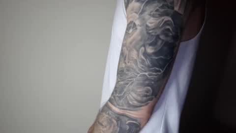 Snapshot of kennerfox77 chatting on 02-11-25, 02:57 Kennfox777 online show from 02-11-25, 02:57