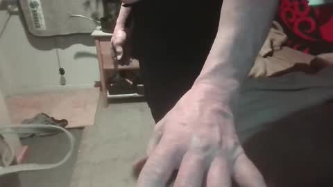 Snapshot of kenneth69h chatting on 01-07-25, 10:22 kenneth69h online show from 01-07-25, 10:22