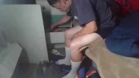 Snapshot of kenneth69h chatting on 10-16-25, 04:41 kenneth69h online show from 10-16-25, 04:41