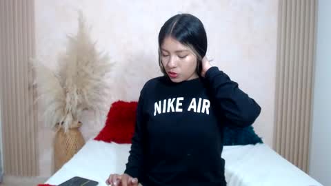 Snapshot of kennethcodyy chatting on 11-06-25, 08:32 kennethcodyy online show from 11-06-25, 08:32