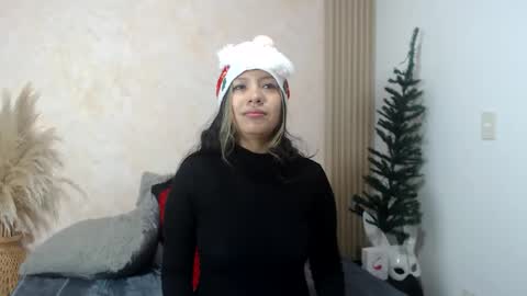 Snapshot of kennethcodyy chatting on 12-03-25, 11:52 kennethcodyy online show from 12-03-25, 11:52