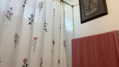 Snapshot of kennibby chatting on 03-16-26, 01:22 kennibby online show from 03-16-26, 01:22