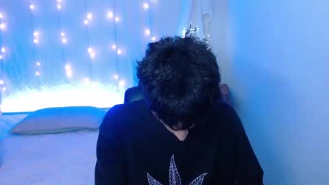 Snapshot of kenny__hot chatting on 12-04-24, 06:17 kenny online show from 12-04-24, 06:17