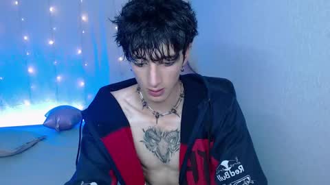 Snapshot of kenny__hot chatting on 12-15-24, 03:09 kenny online show from 12-15-24, 03:09