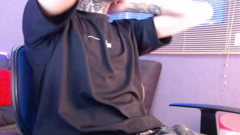 Snapshot of kenny__hot chatting on 11-24-25, 03:12 kenny online show from 11-24-25, 03:12