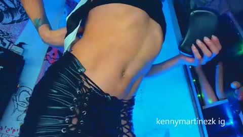 Snapshot of kenny_starrk chatting on 07-05-26, 02:57 Kenny Starr online show from 07-05-26, 02:57