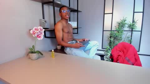 Kenny Thompson online show from 03-07-26, 09:45