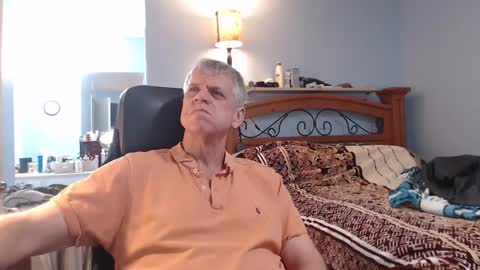 Snapshot of kent_ham chatting on 02-15-25, 01:10 kent_ham online show from 02-15-25, 01:10